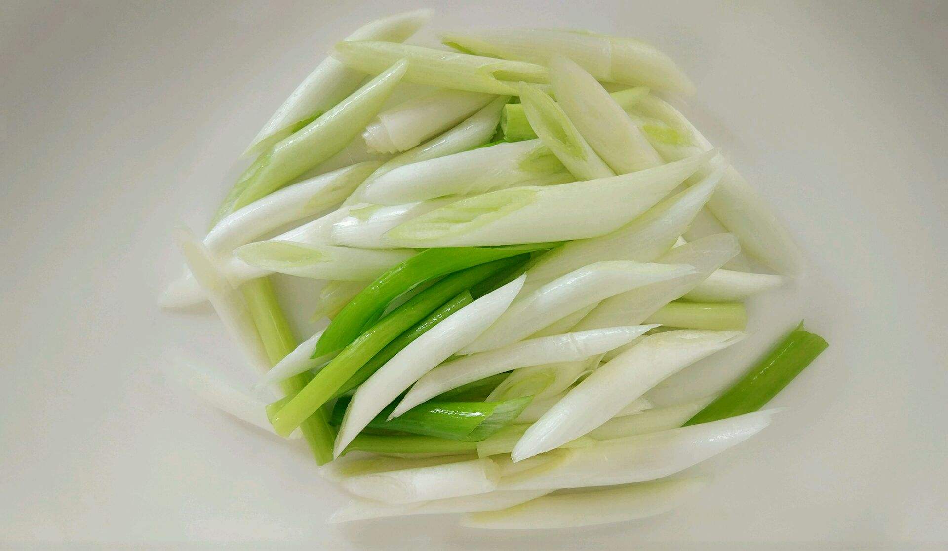 大葱对身体还有这样的神器效果 大葱对身体还有这样的神器效果
